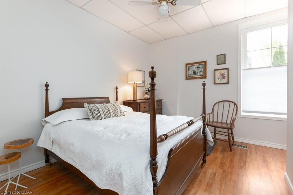 63 Alexander St - Photo 6 of 15