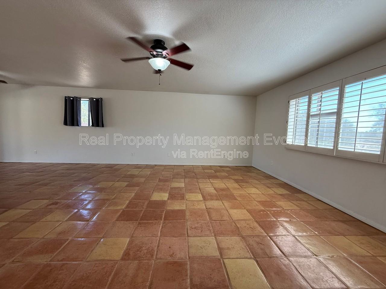 6410 E Dixileta Dr - Photo 4 of 28