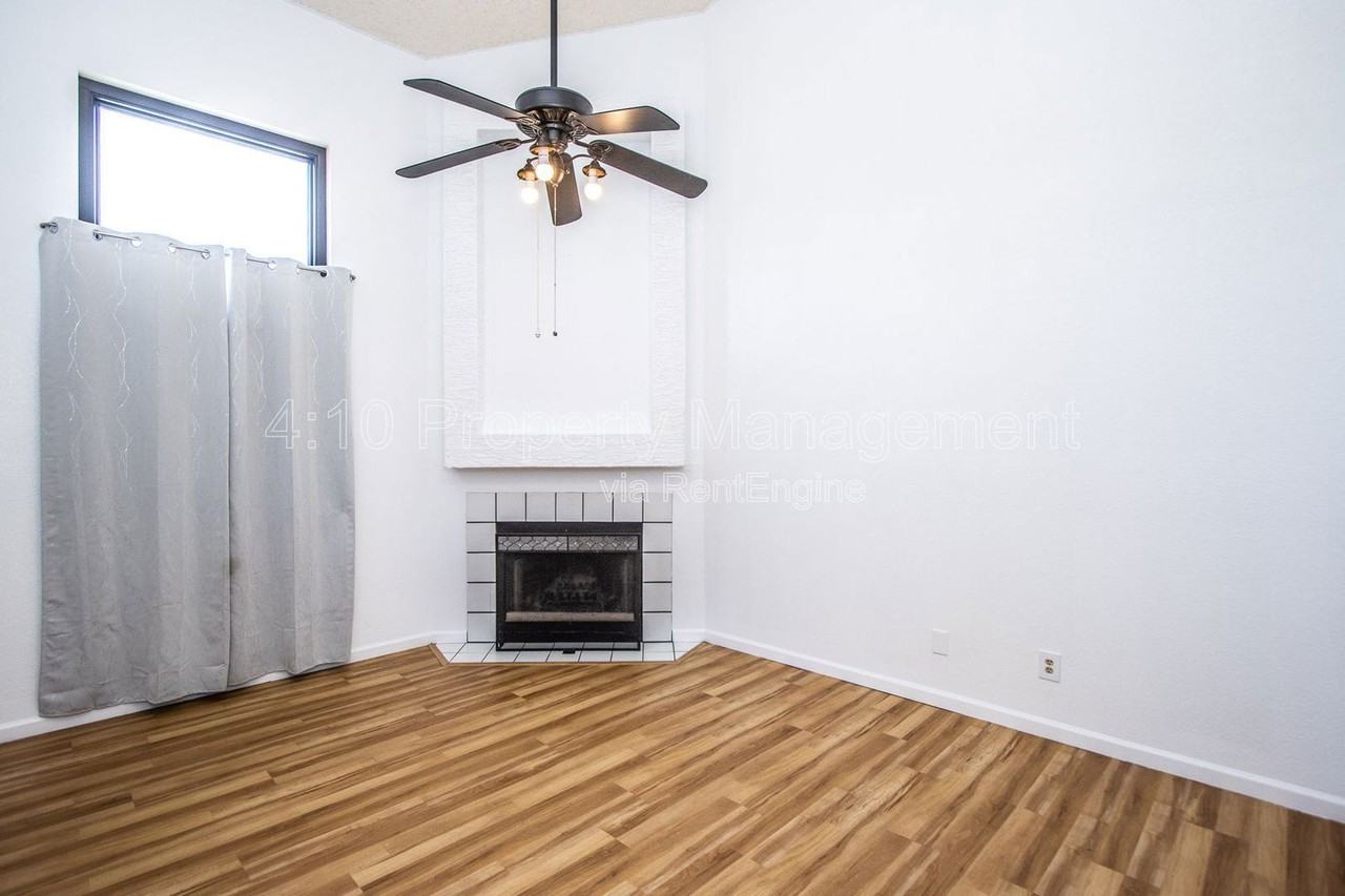 1718 S Longmore #30 - Photo 3 of 32