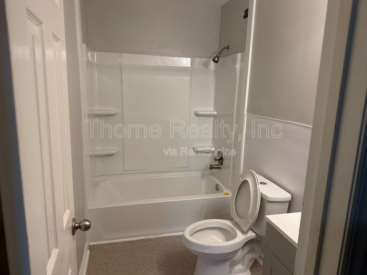 912 Belvedere St - Photo 3 of 7