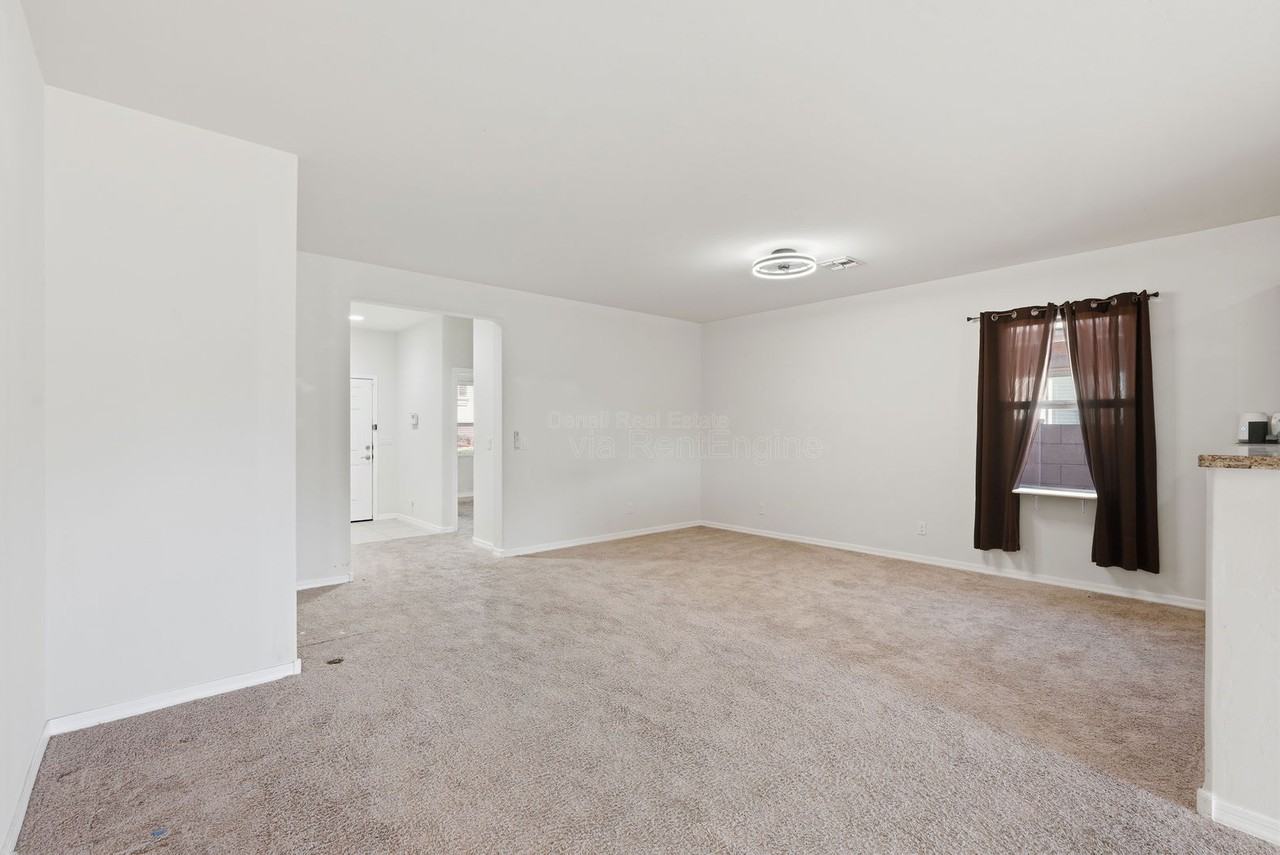 6737 S Cut Bow Dr - Photo 3 of 30