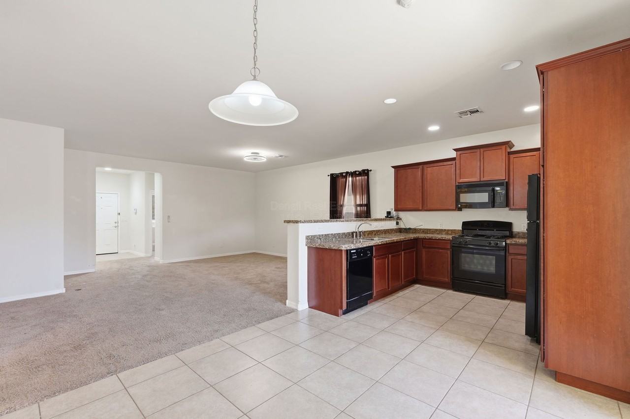 6737 S Cut Bow Dr - Photo 6 of 30