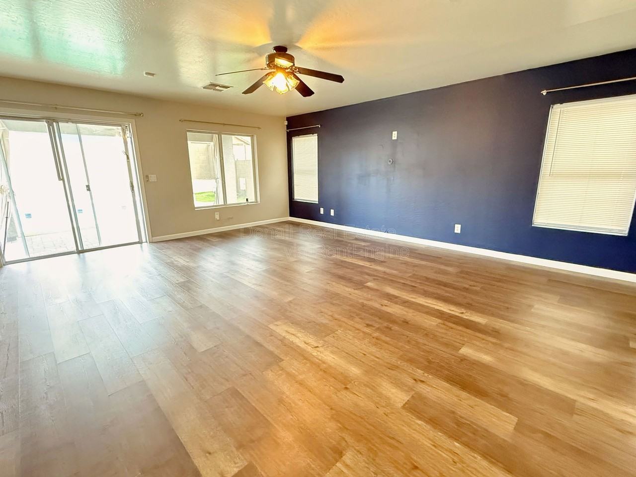 22844 W La Pasada Blvd - Photo 4 of 35