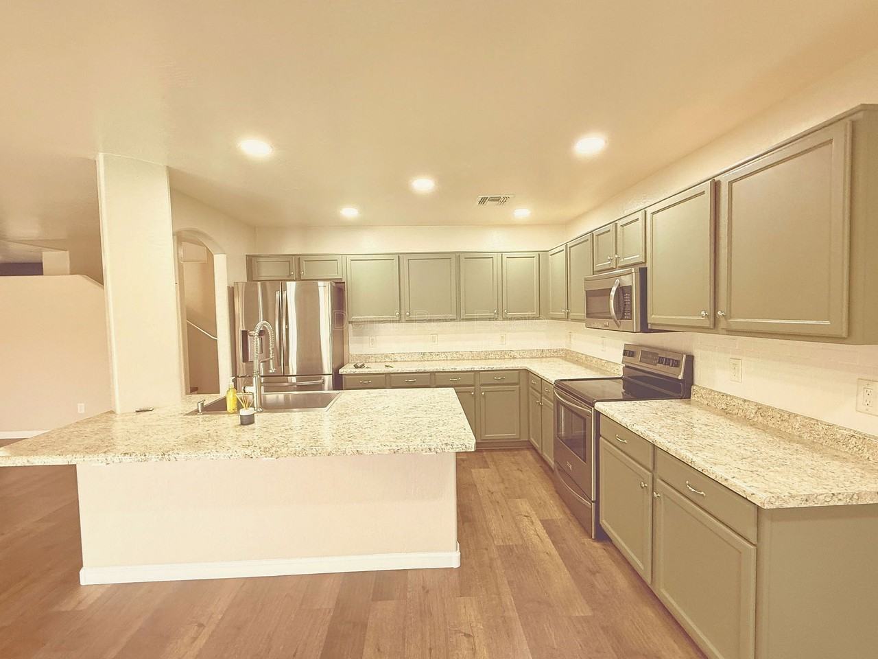 22844 W La Pasada Blvd - Photo 7 of 35