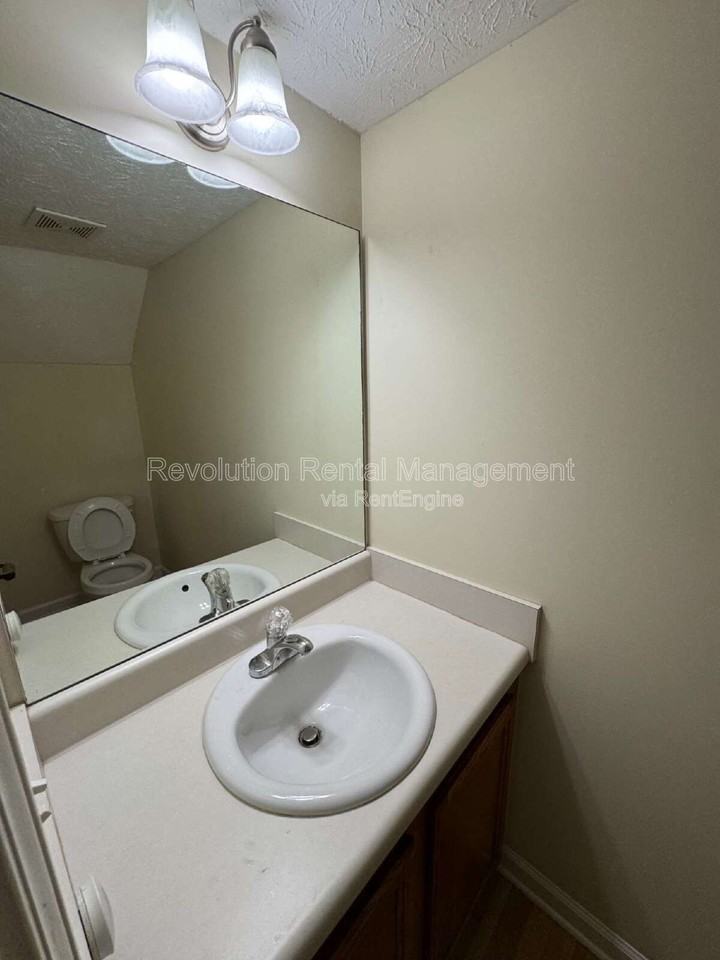 2607 Wellington Walk Pl - Photo 6 of 9