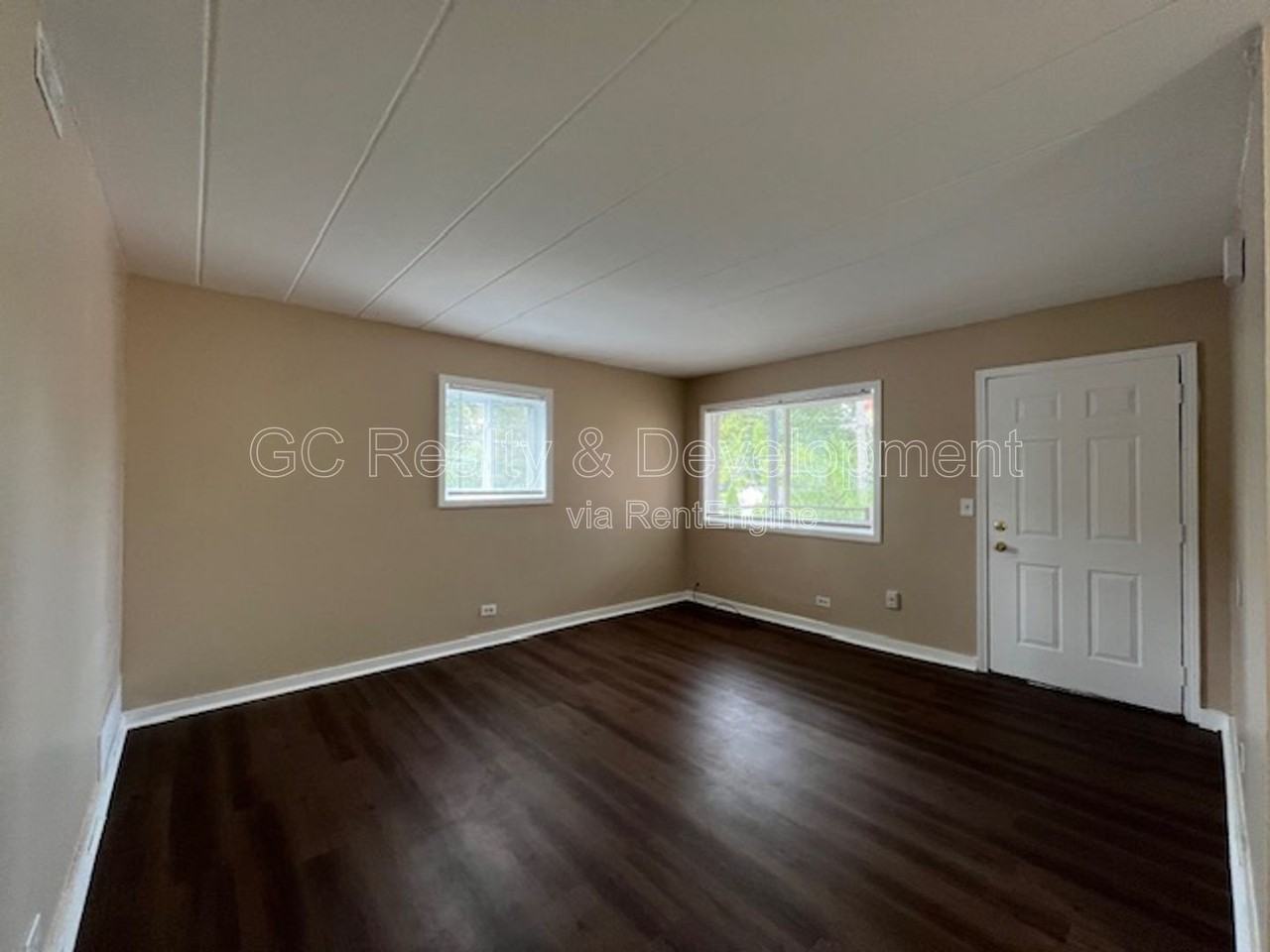 350 Wilson Ave #350H - Photo 5 of 11