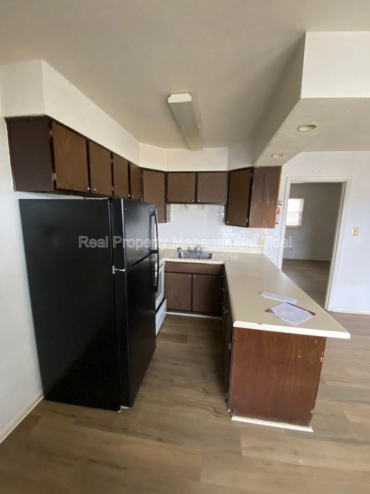 5667 Brickell Rd #18 - Photo 4 of 12