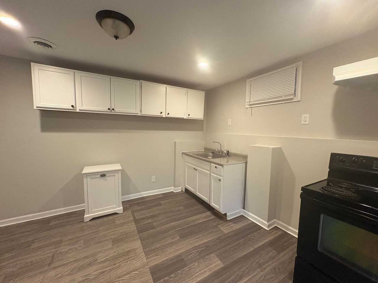 2755 Vineville Ave #B - Photo 2 of 13