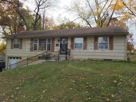 3207 Ne 48th Ter - Photo 1 of 1