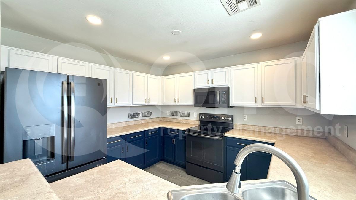 1605 W Central Ave - Photo 6 of 23