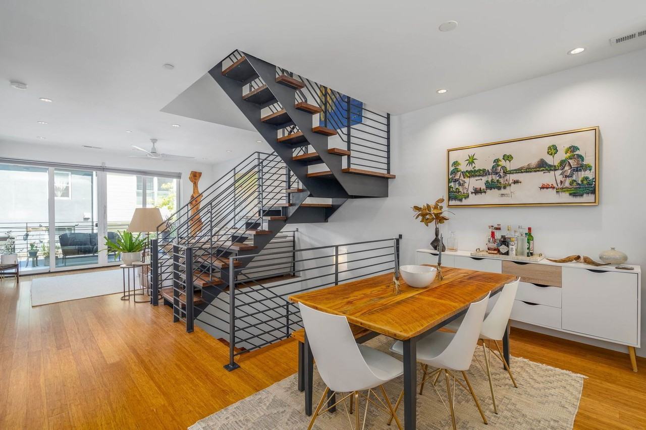 1003 S 17th St - Photo 3 of 50