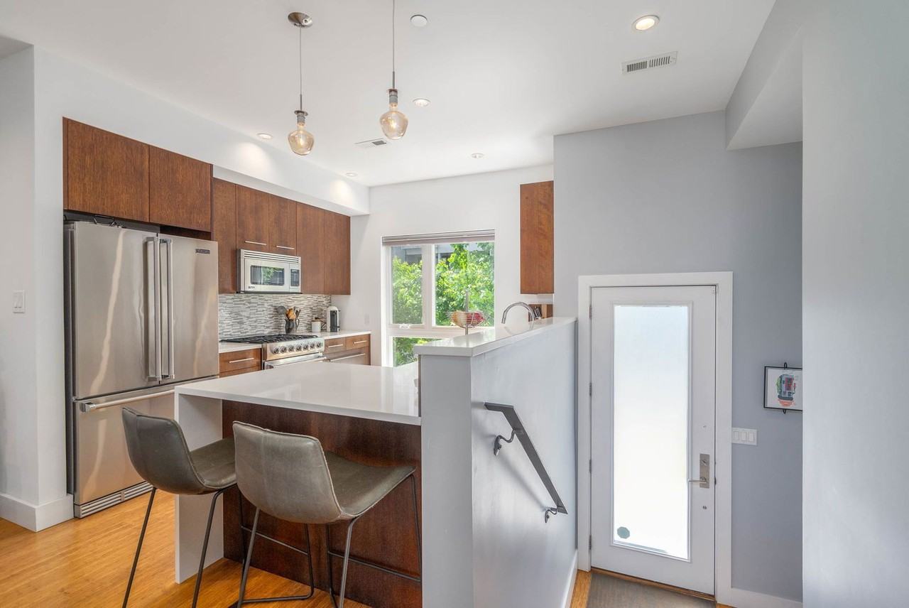 1003 S 17th St - Photo 5 of 50