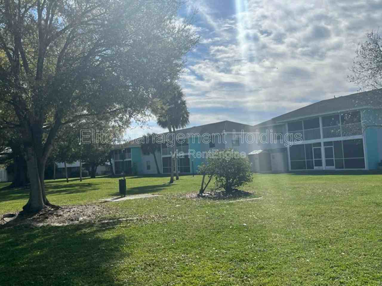 1725 6th Ave #7 - Photo 4 of 13