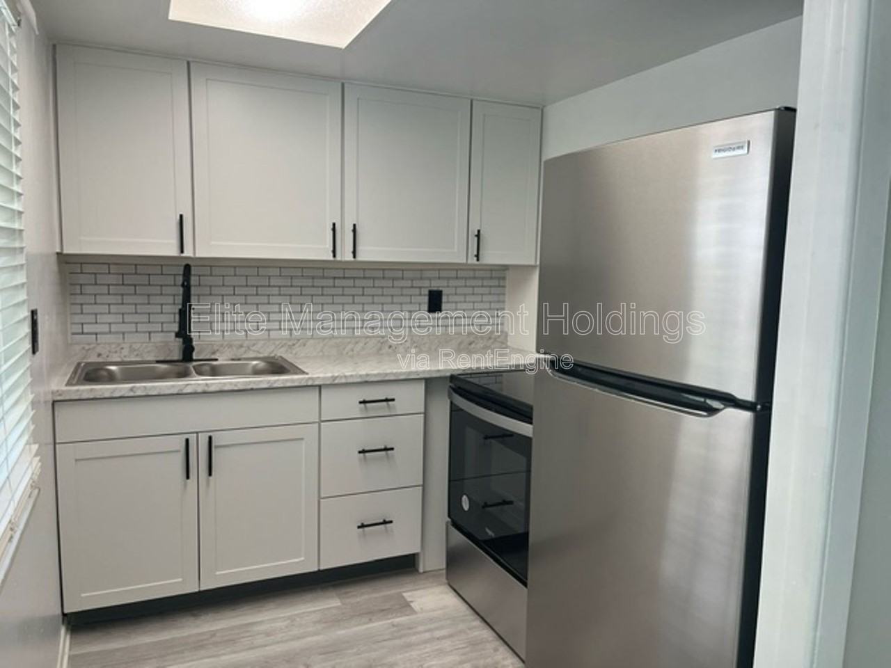 1725 6th Ave #7 - Photo 5 of 13