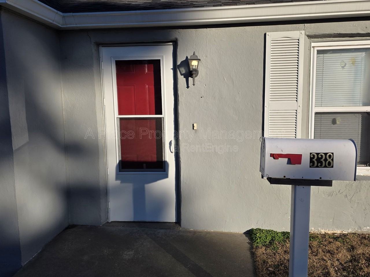 338 La Motte Ln - Photo 2 of 12