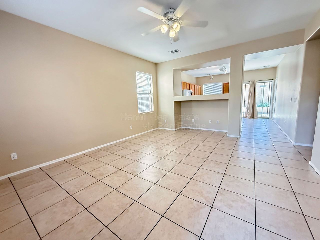 4539 E Ivanhoe St - Photo 3 of 28