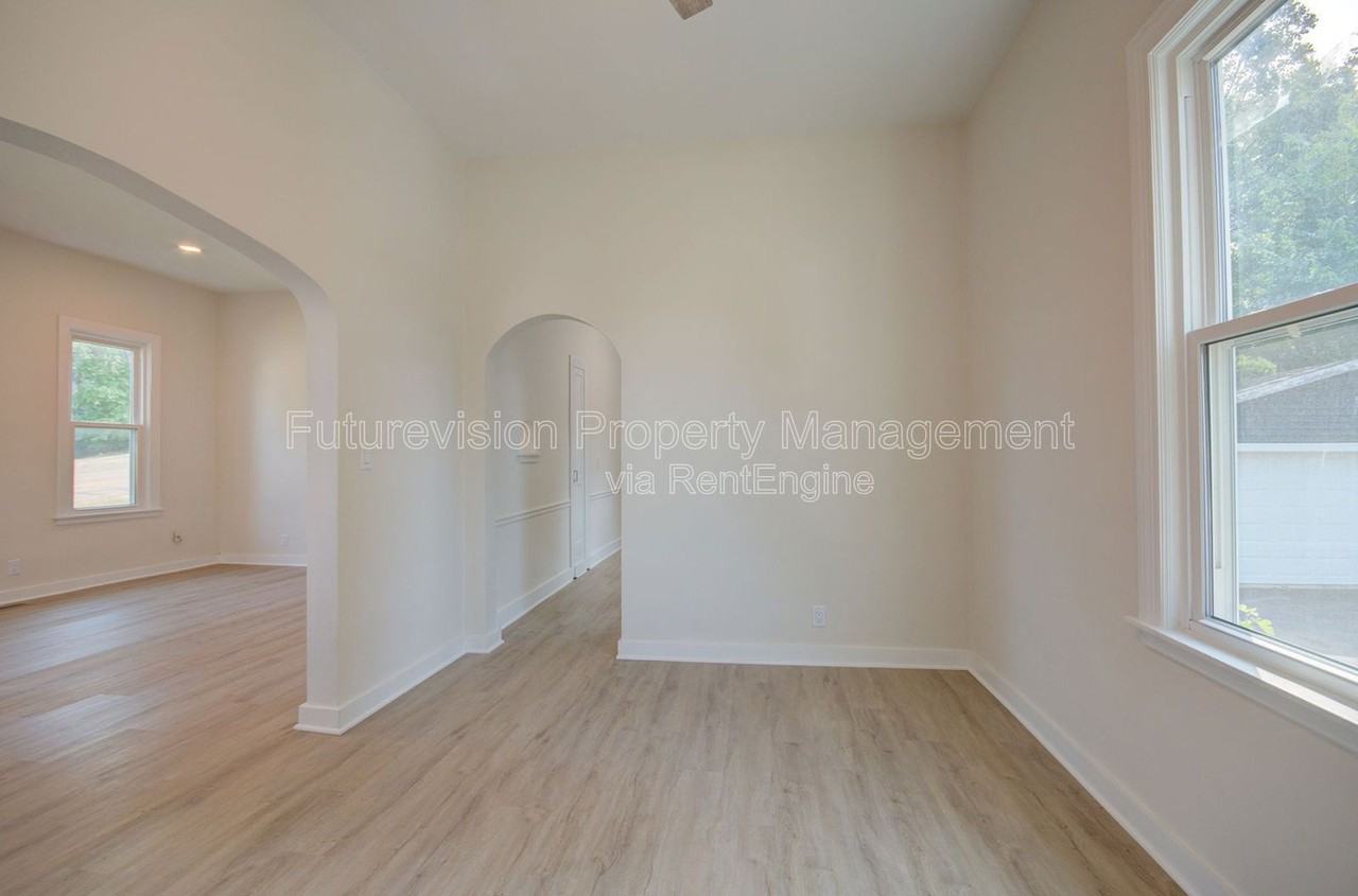 1302 S State St #1 - Photo 6 of 18