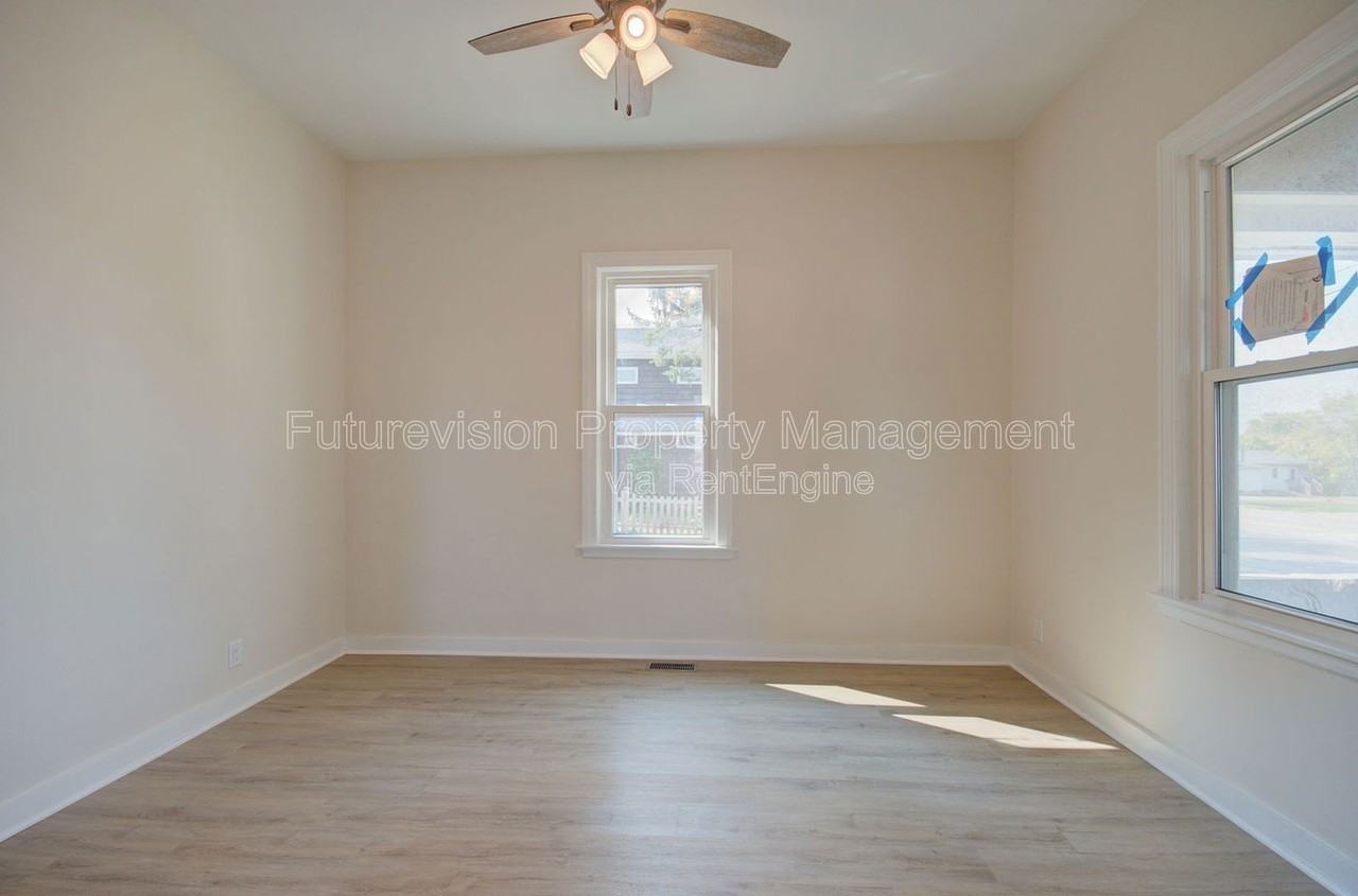 1302 S State St #1 - Photo 7 of 18