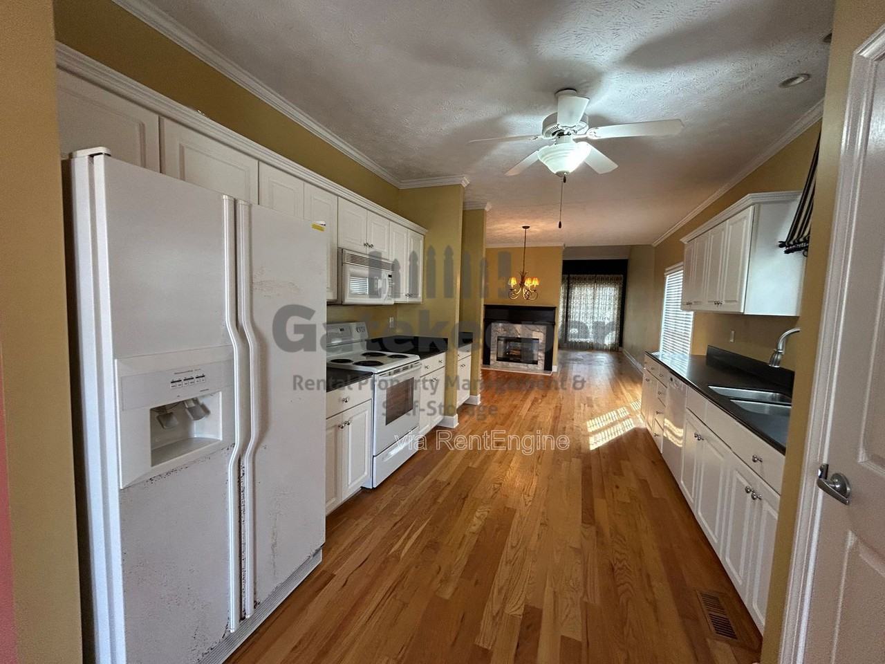 111 Hanbury Ln - Photo 6 of 28