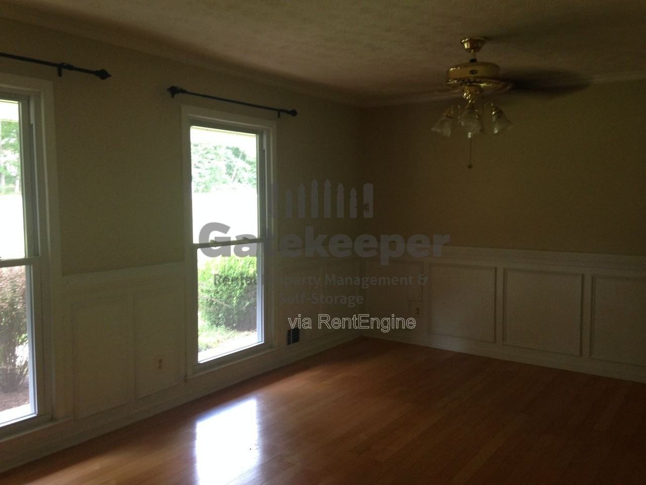 105 Timberlane Trl - Photo 3 of 19