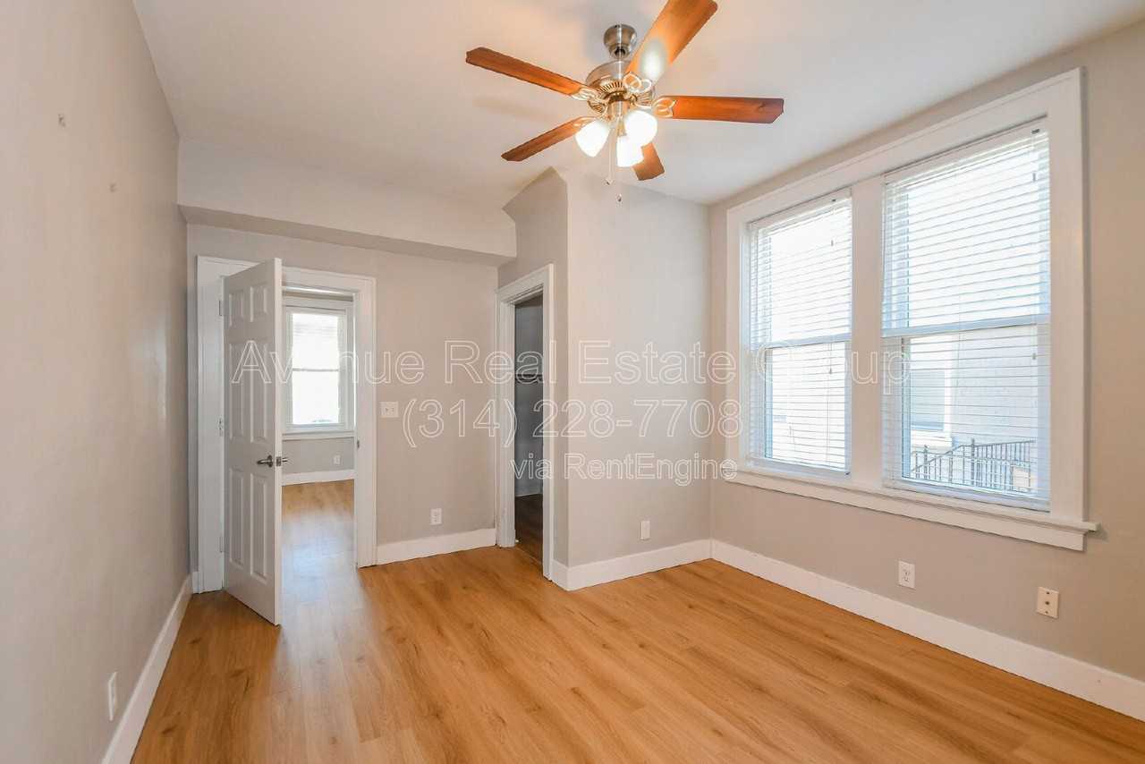 4370 Swan Ave #B - Photo 5 of 10