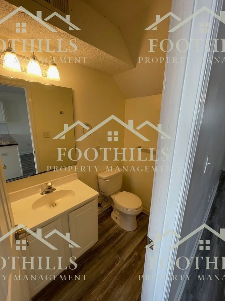 112 Brook Allen Dr - Photo 7 of 11