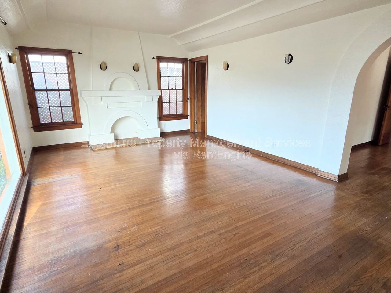 2068 San Francisco Ave - Photo 3 of 24