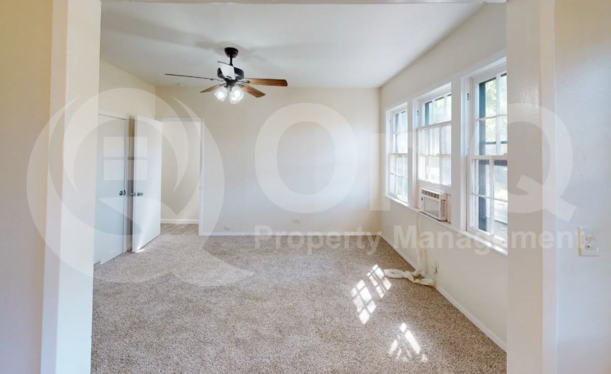 224 W Hull St #B - Photo 7 of 13