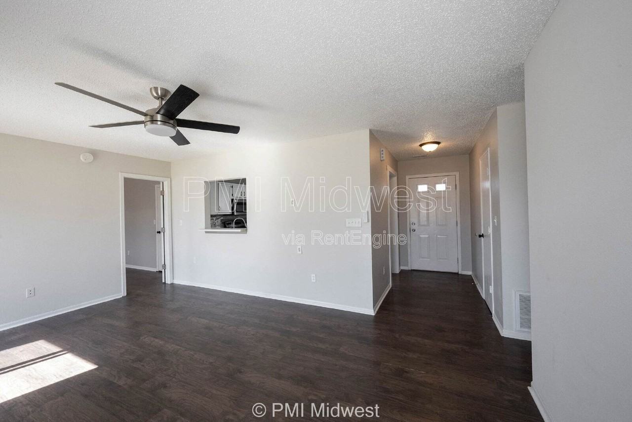 1817 Austin Rd - Photo 3 of 29