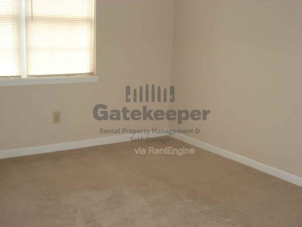 101 Autumn Leaf - Photo 7 of 8