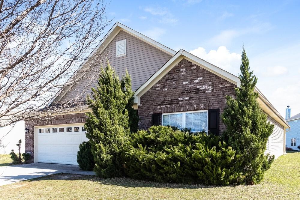 8267 Templederry Dr - Photo 3 of 16