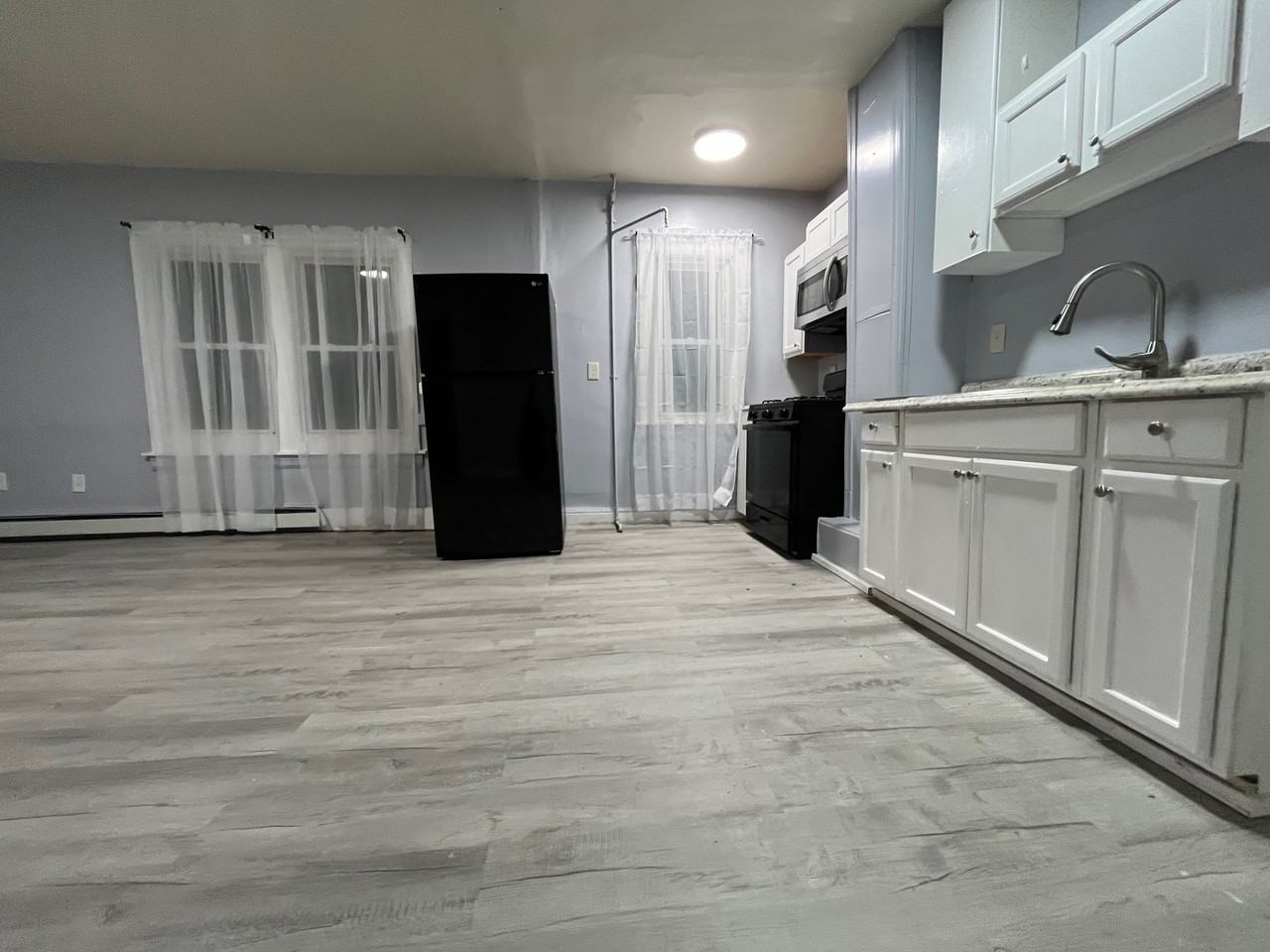 65 Drake St #1 - Photo 2 of 14