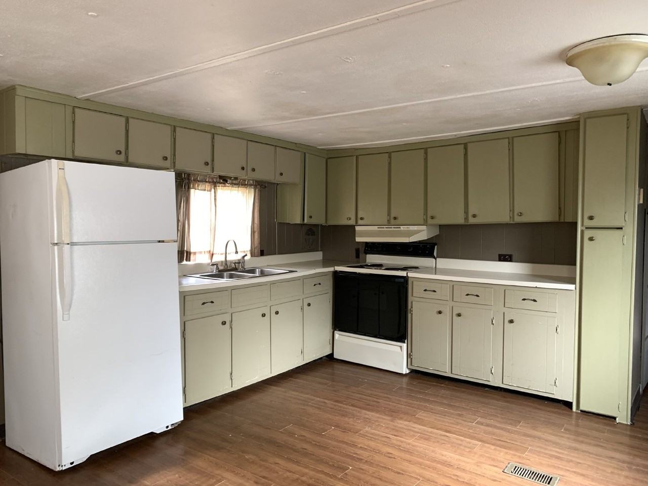 4315 Prospect Rd #12 - Photo 4 of 15