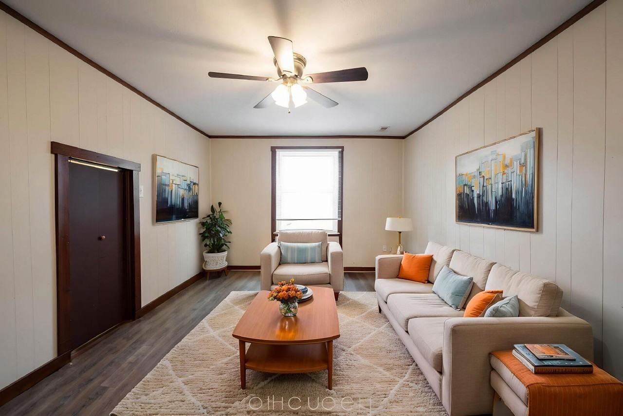 411 S East St #411-1-2 - Photo 4 of 19