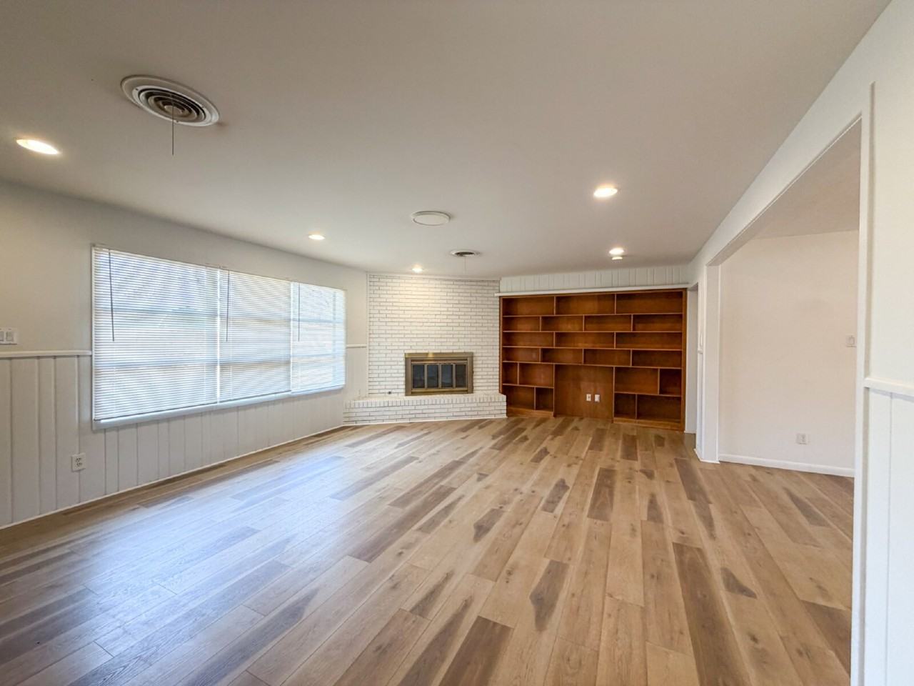 3414 57th St - Photo 5 of 18