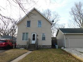 featured image of 1116 Hancock St #UPPER