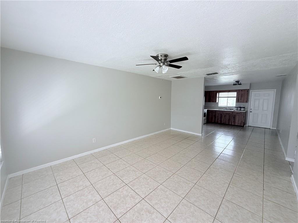 3018 Spinks Rd - Photo 2 of 8