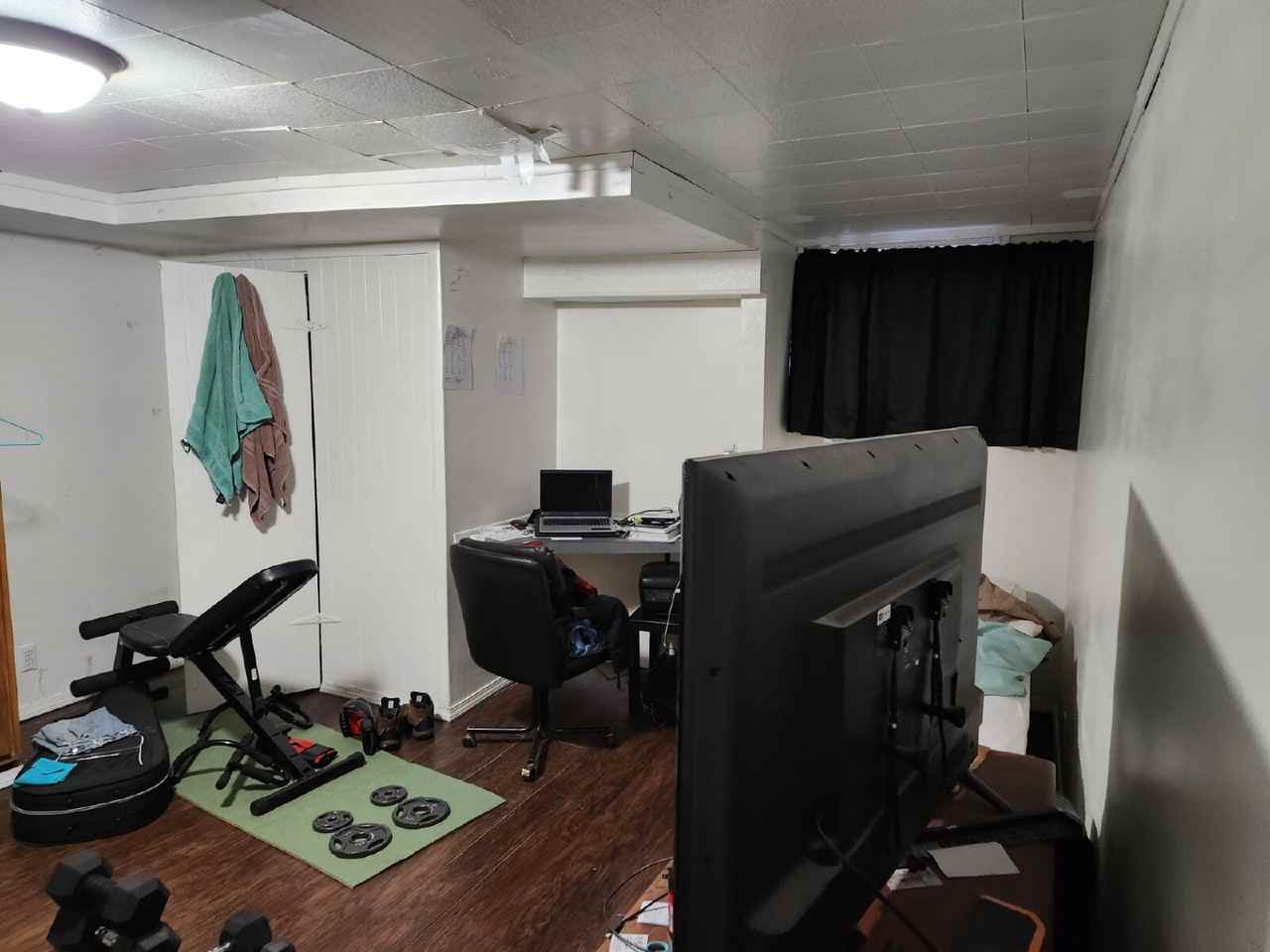 2500 Dean Ave - Photo 6 of 13