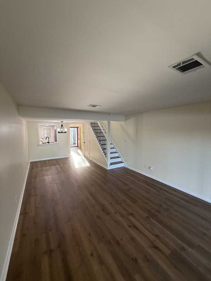 4 Marsh Harbor Dr #A - Photo 3 of 17