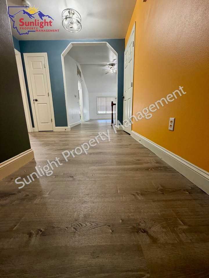 1003 Duval Dr - Photo 7 of 23