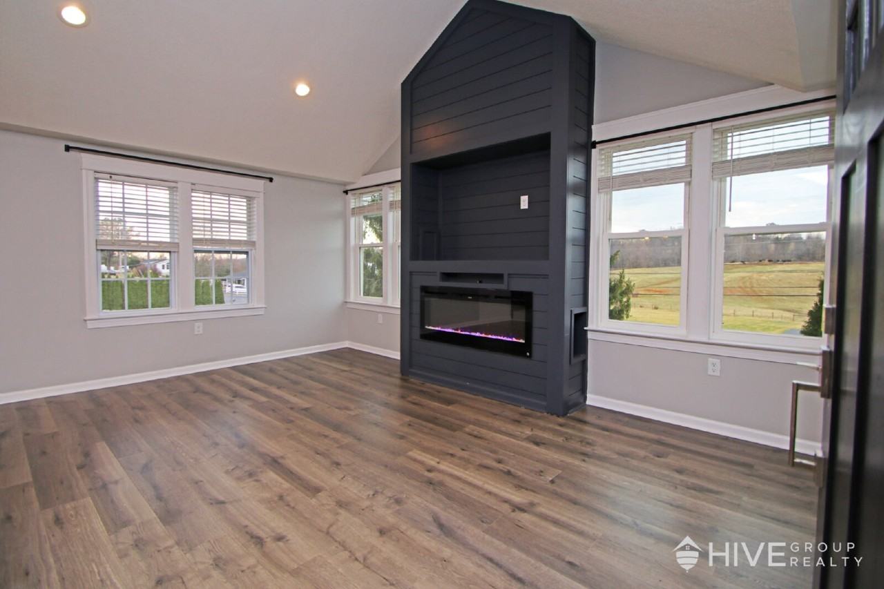 3205 Oak Ridge Rd - Photo 3 of 29