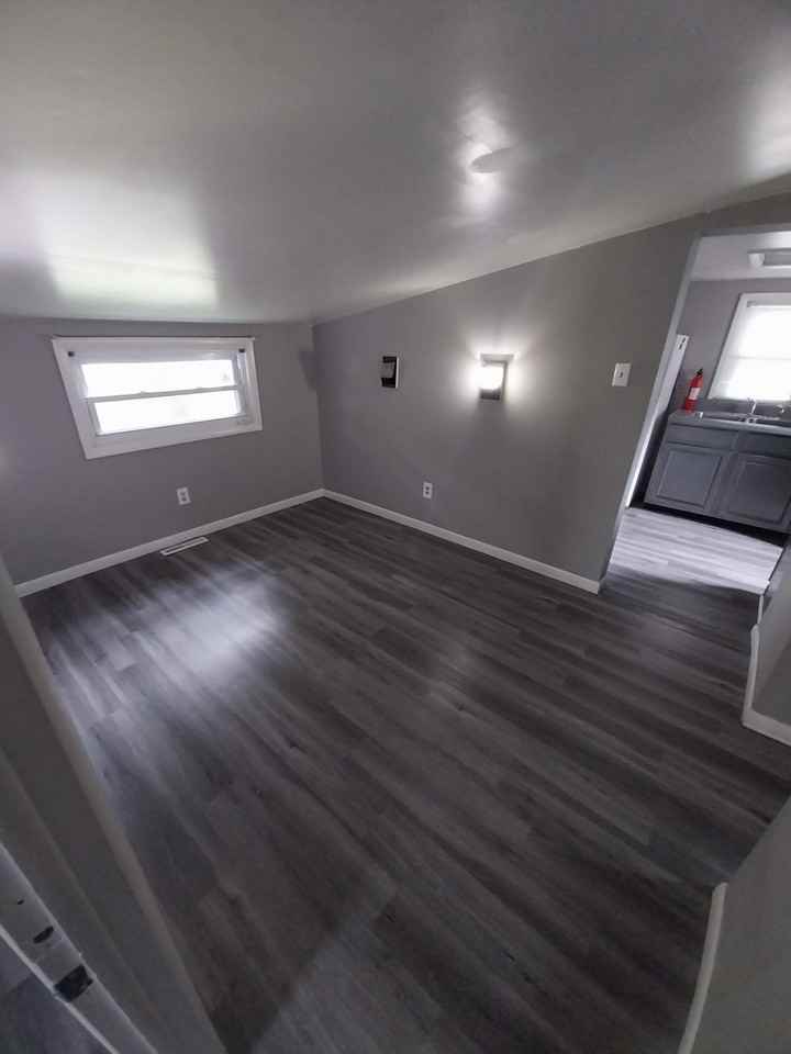 10 N Upham St - Photo 7 of 8