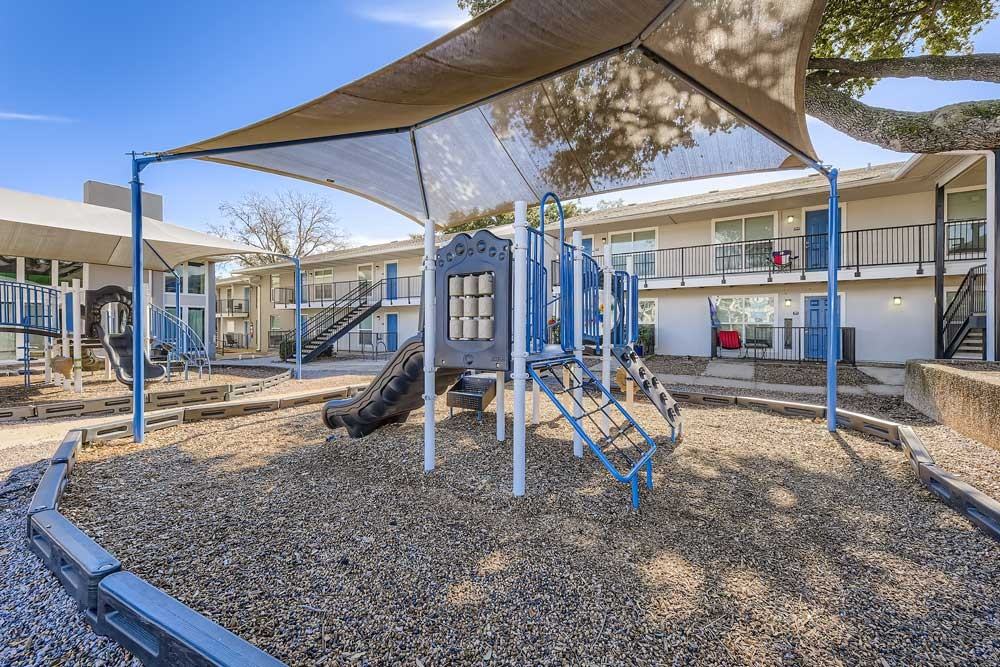 The Paddock on Park Row - Photo 4 of 50