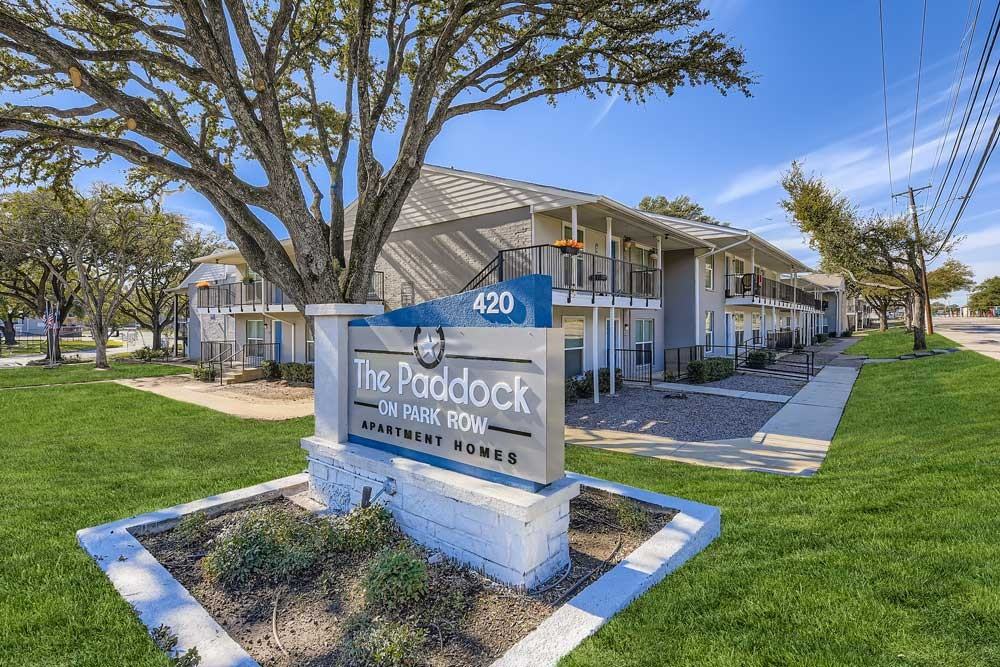 The Paddock on Park Row - Photo 6 of 50