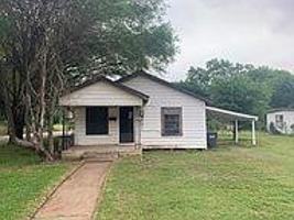 featured image of 1225 Selman St