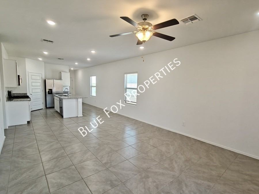 9380 W Huisache Trl - Photo 3 of 27
