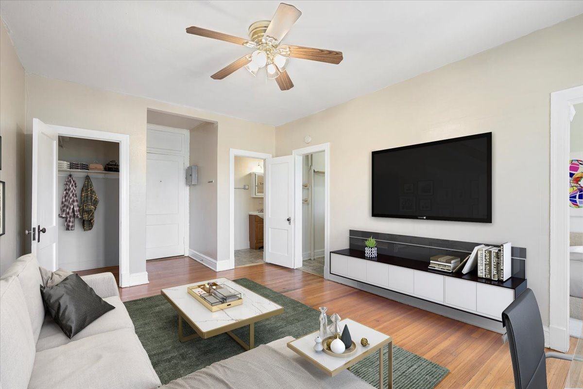 3279 Grove St #32 - Photo 4 of 19