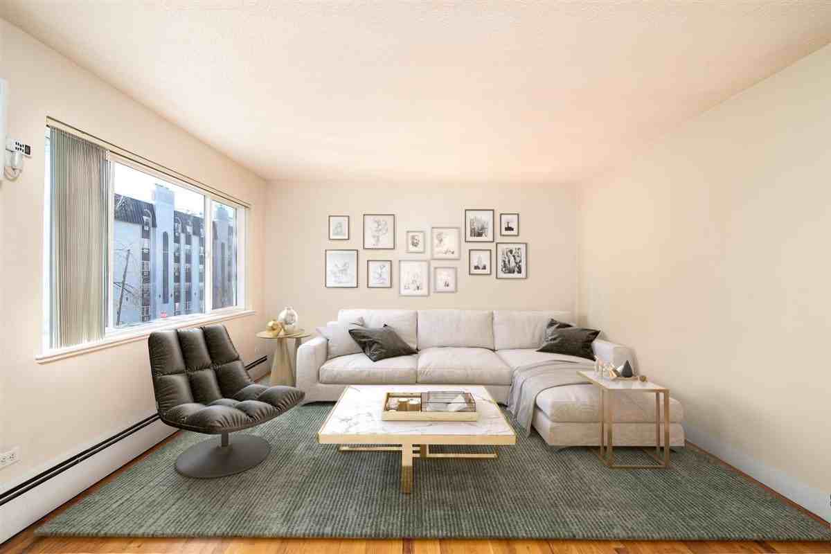 910 N Washington St #104 - Photo 3 of 6