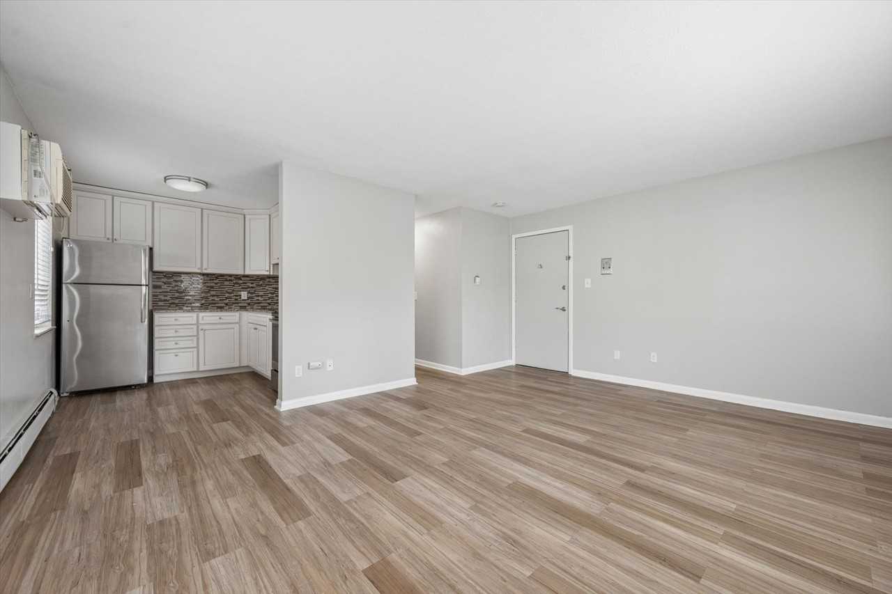 1415 Cook St #104 - Photo 4 of 9