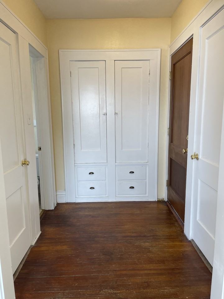 1469 N Williams St #17 - Photo 3 of 7